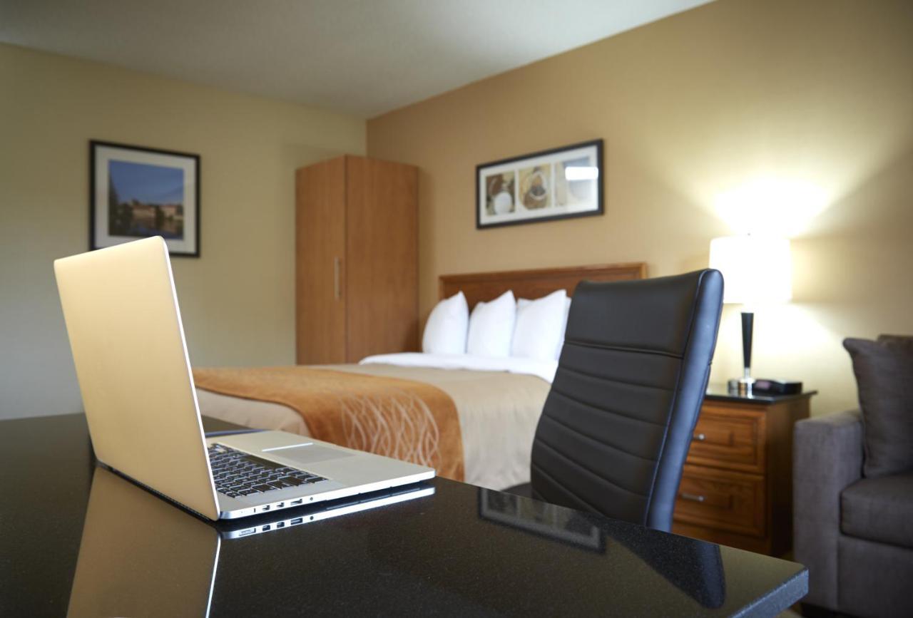 Comfort Inn Laval Zewnętrze zdjęcie