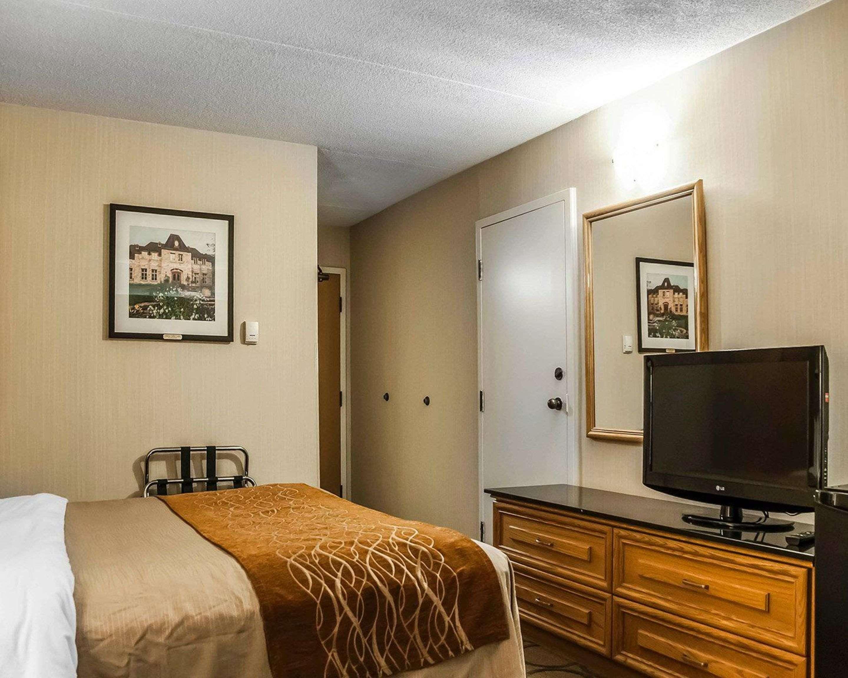Comfort Inn Laval Zewnętrze zdjęcie