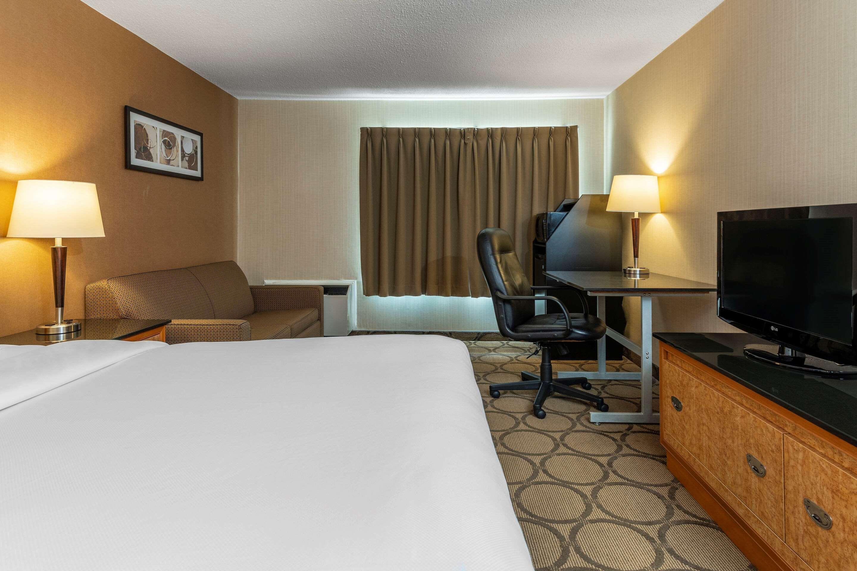 Comfort Inn Laval Zewnętrze zdjęcie