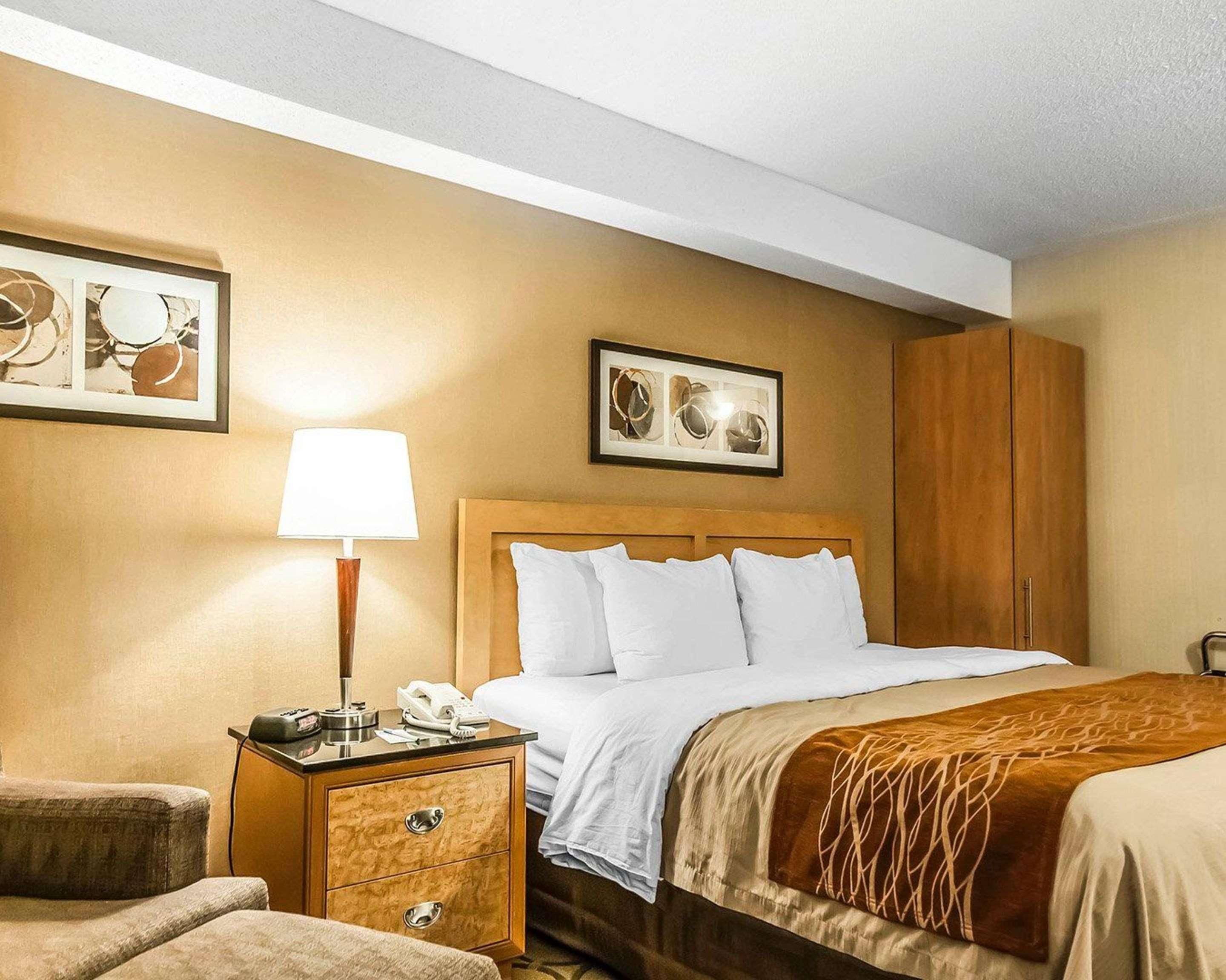 Comfort Inn Laval Zewnętrze zdjęcie
