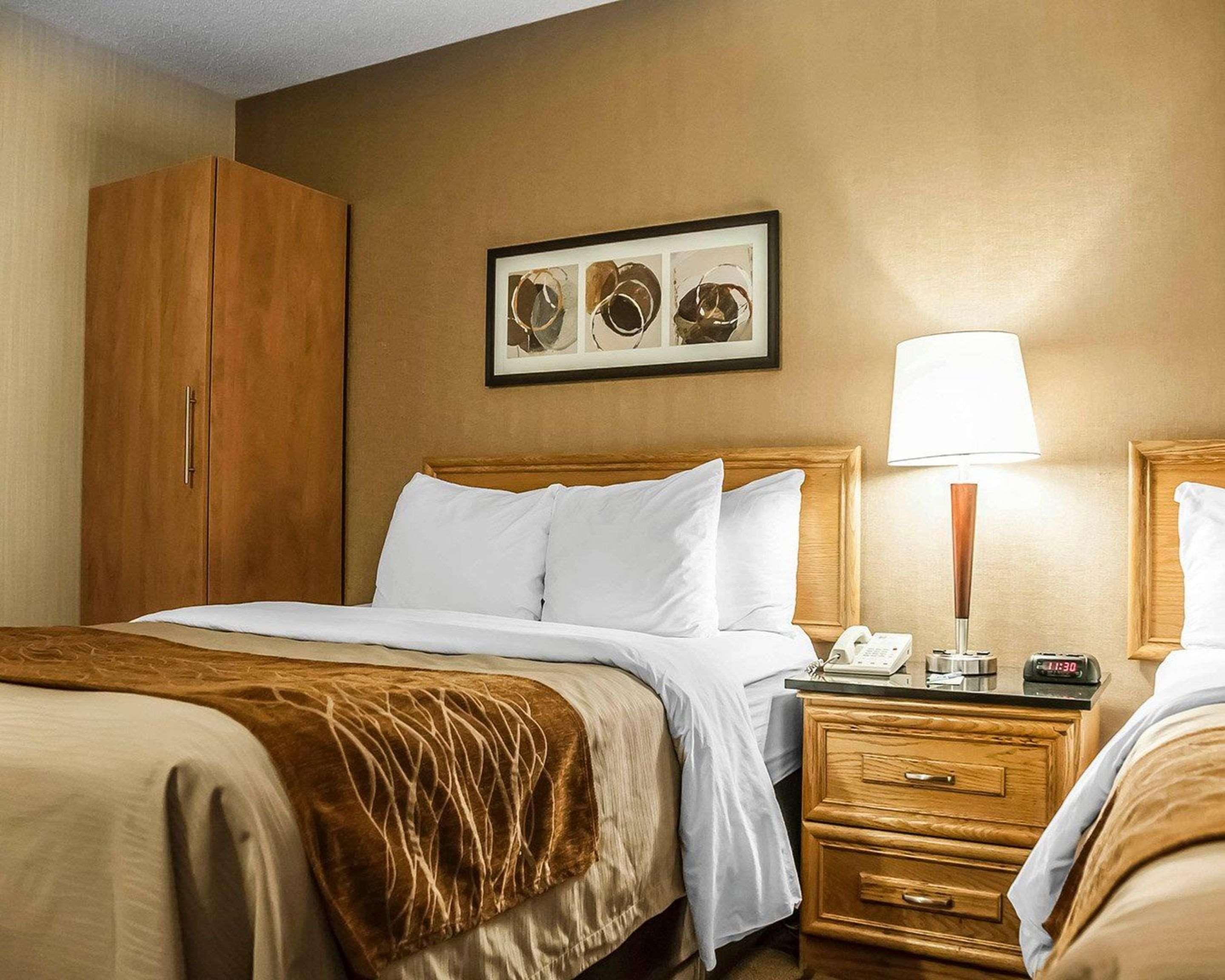 Comfort Inn Laval Zewnętrze zdjęcie