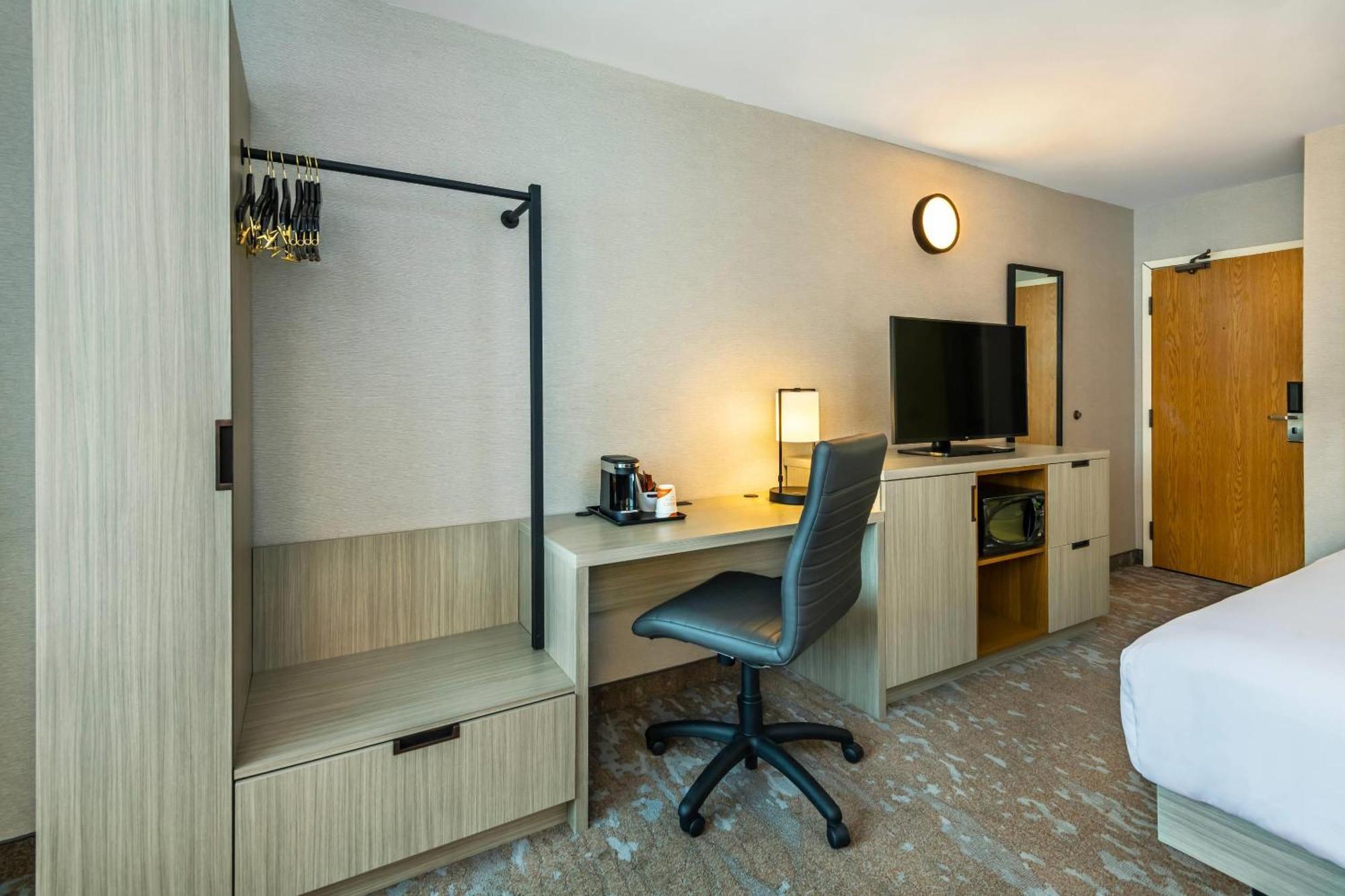 Comfort Inn Laval Zewnętrze zdjęcie